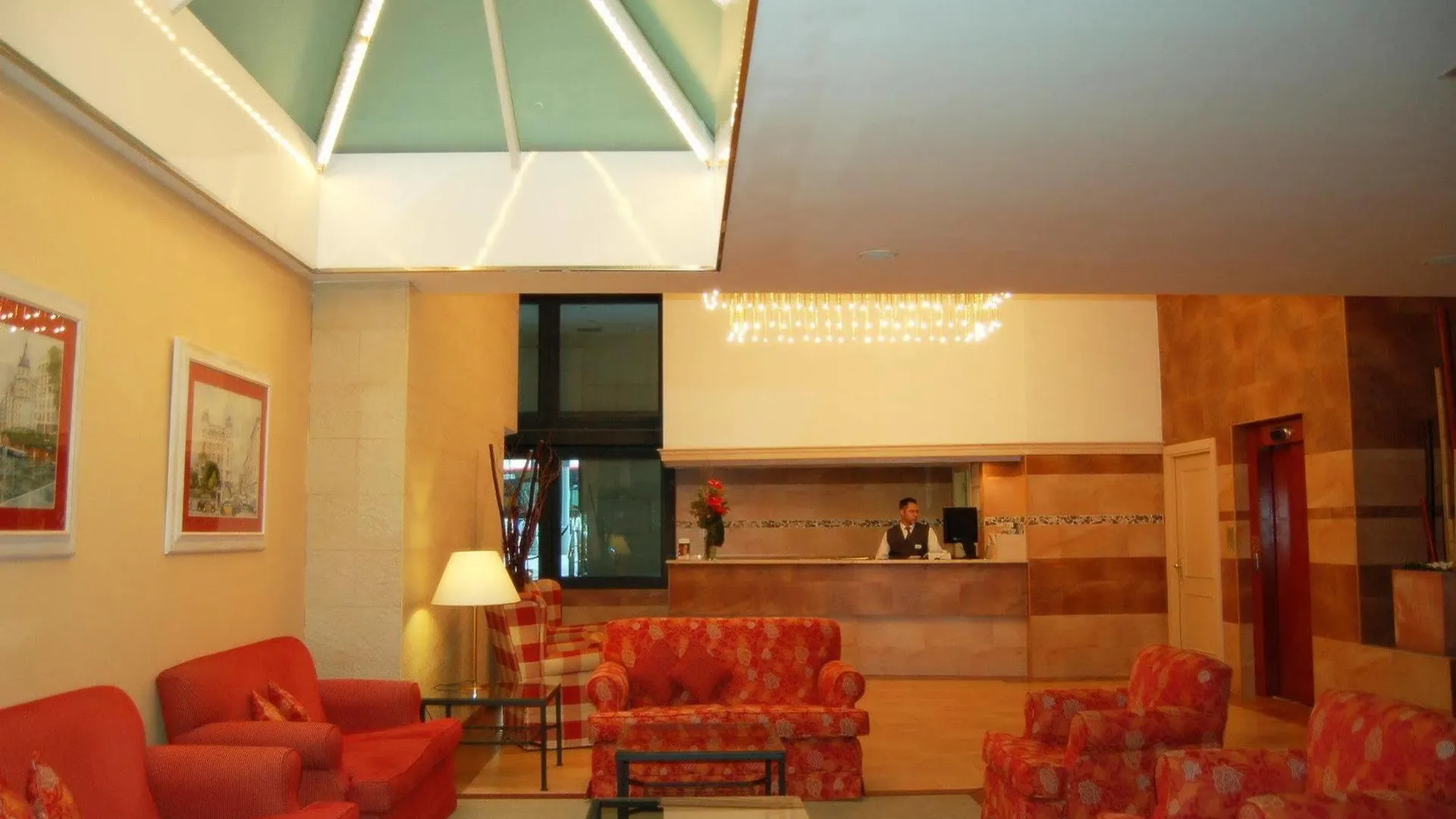 **** Hotel Petit Palace Eixample Barcelona Spanien
