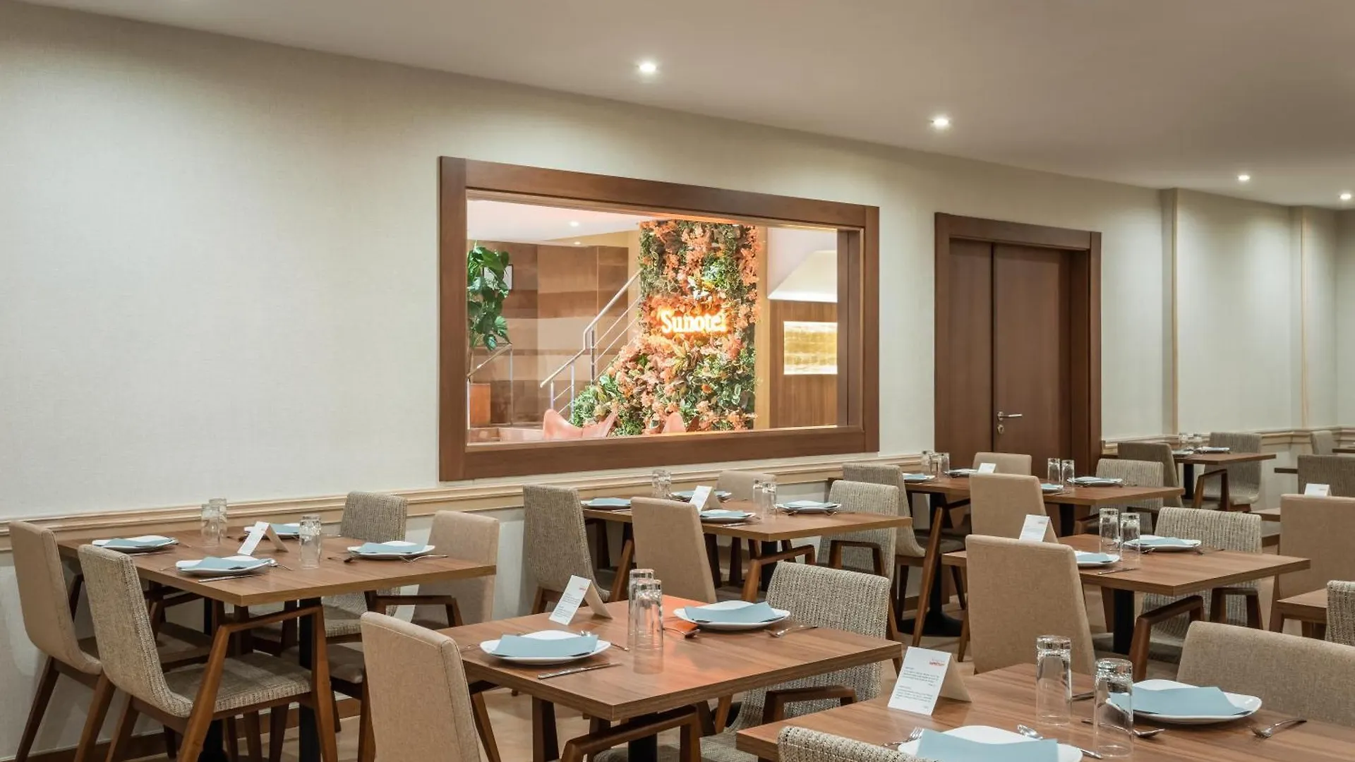 מלון ברצלונה Petit Palace Eixample