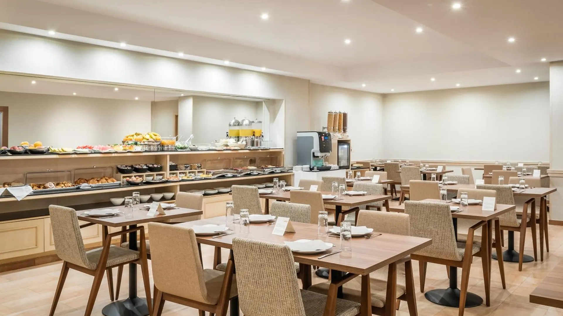 ברצלונה Petit Palace Eixample