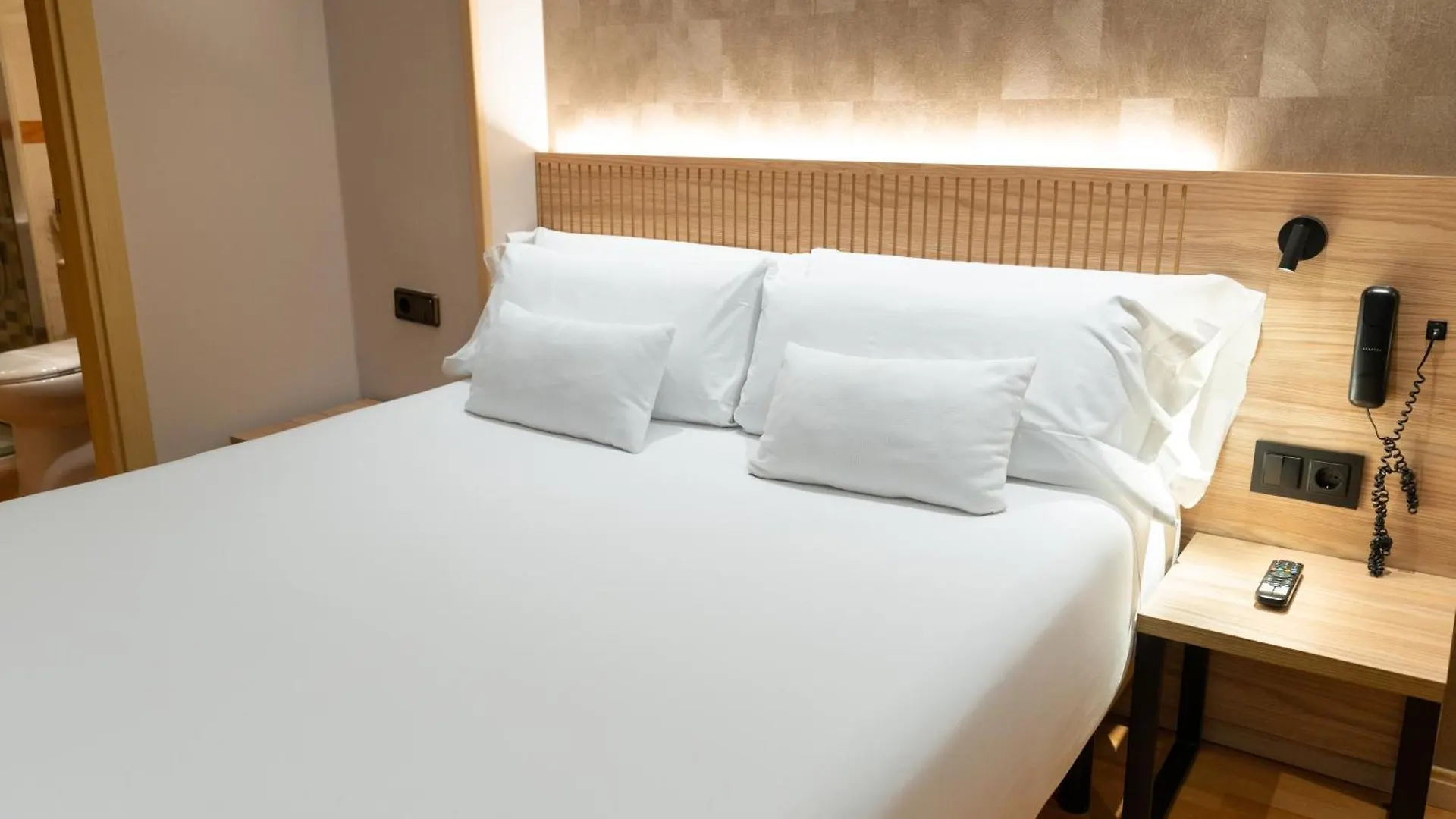 ברצלונה Petit Palace Eixample ספרד