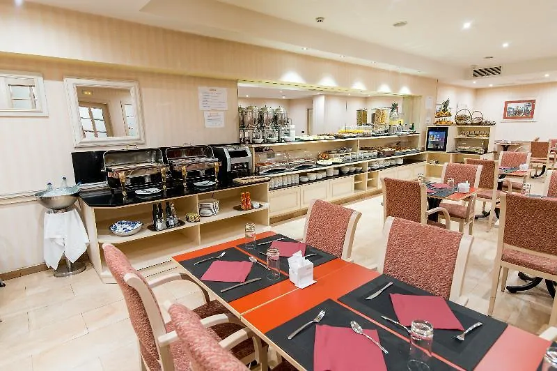 ברצלונה Petit Palace Eixample מלון